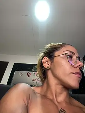 Snapshot of sexymusclegoddess chatting on 16, 5, 2026 sexymusclegoddess online show from 16, 5, 2026
