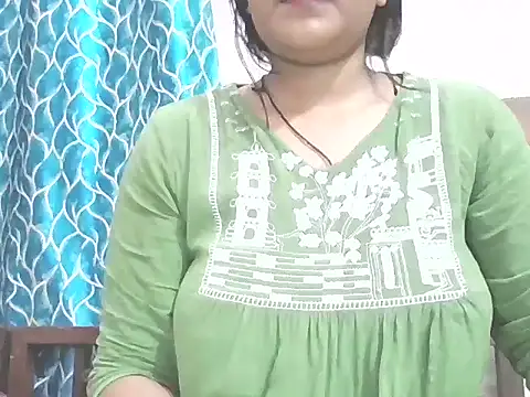 Snapshot of Muskan4156 chatting on 26, 5, 2026 Muskan4156 online show from 26, 5, 2026