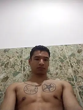 Snapshot of TraducedEscrow chatting on 29, 4, 2026 TraducedEscrow online show from 29, 4, 2026