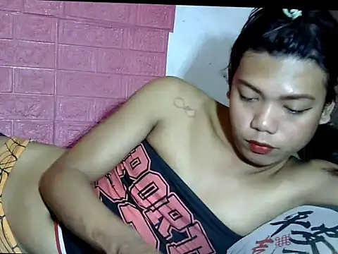 Snapshot of asianhardcockts69 chatting on 6, 3, 2026 asianhardcockts69 online show from 6, 3, 2026