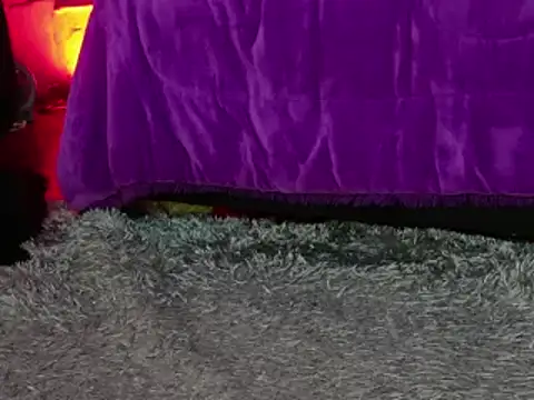 Snapshot of Annavyx chatting on 8, 3, 2026 Annavyx online show from 8, 3, 2026