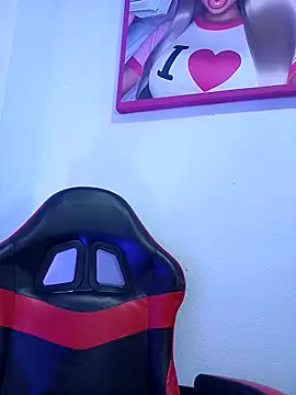 Snapshot of Taylor__Swiftt chatting on 23, 4, 2026 Taylor Swiftt online show from 23, 4, 2026