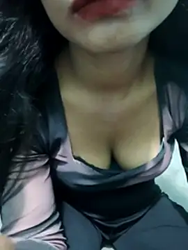 Snapshot of Zoyaa-Zubair chatting on 28, 4, 2026 Zoyaa-Zubair online show from 28, 4, 2026