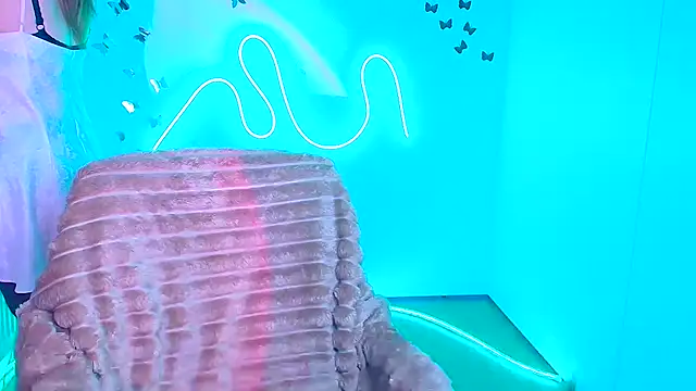 Amanda Swannn online show from 12, 3, 2026