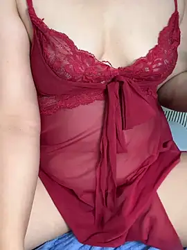 Snapshot of light_wei chatting on 17, 4, 2026 light wei online show from 17, 4, 2026