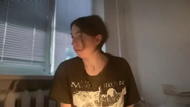 Snapshot of Aphr0ditee chatting on 3, 2, 2026 Aphr0ditee online show from 3, 2, 2026