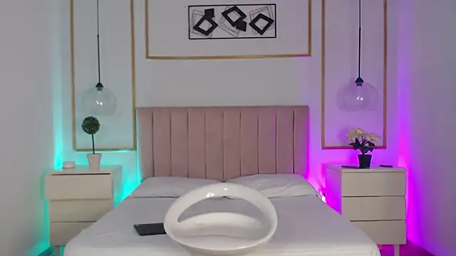 IsabellaCherryX online show from 30, 11, 2025