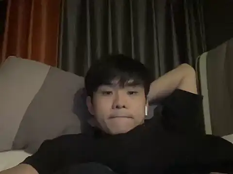 Snapshot of alexzzzzzppp chatting on 1, 12, 2025 alexzzzzzppp online show from 1, 12, 2025