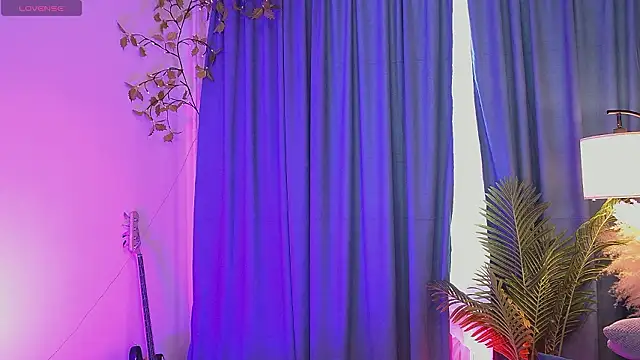 Snapshot of Jennifer_Wiliams chatting on 4, 3, 2026 Jennifer Wiliams online show from 4, 3, 2026