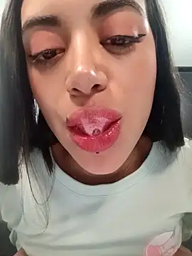 Violett  Rose online show from 23, 12, 2025