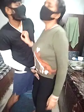 Snapshot of hotty_ragini chatting on 18, 12, 2025 hotty ragini online show from 18, 12, 2025