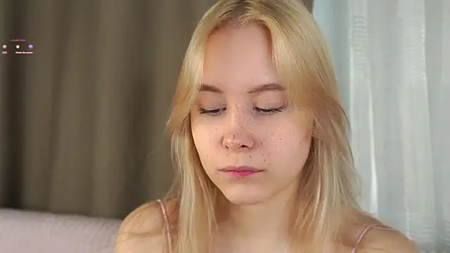 AunclreaVache online show from 15, 4, 2026