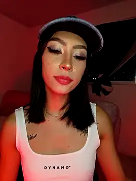 Snapshot of Ounla_Sweet chatting on 23, 3, 2026 Ounla Sweet online show from 23, 3, 2026