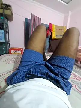 Snapshot of Yth24 chatting on 28, 11, 2025 Yth24 online show from 28, 11, 2025