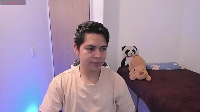 Asta YunoXXX online show from 7, 4, 2026