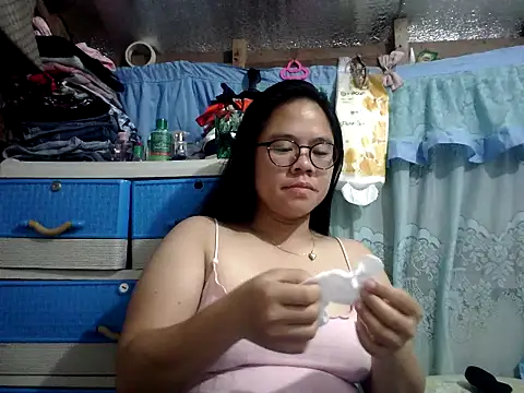 Snapshot of xxdreamgirl69 chatting on 10, 6, 2026 xxdreamgirl69 online show from 10, 6, 2026