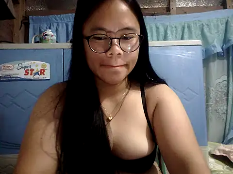Snapshot of xxdreamgirl69 chatting on 4, 7, 2026 xxdreamgirl69 online show from 4, 7, 2026