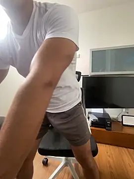 Snapshot of 18years_22cm_ chatting on 24, 2, 2026 18years 22cm online show from 24, 2, 2026