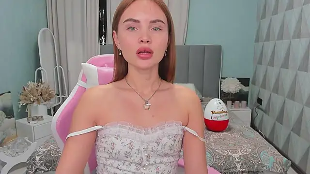 Snapshot of Anna_Dreamer chatting on 4, 12, 2025 Anna Dreamer online show from 4, 12, 2025