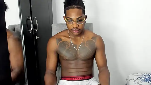 Snapshot of Darktemp_ chatting on 4, 3, 2026 Darktemp online show from 4, 3, 2026