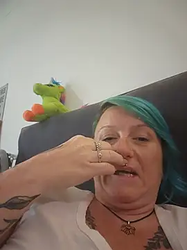 Snapshot of Amber_Dreamer chatting on 22, 6, 2026 Amber Dreamer online show from 22, 6, 2026