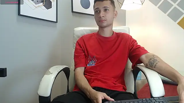 Snapshot of LucassSmith11 chatting on 9, 2, 2026 LucassSmith11 online show from 9, 2, 2026