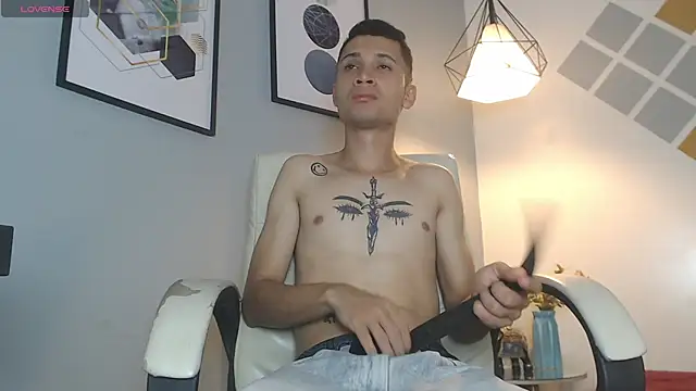 Snapshot of LucassSmith11 chatting on 11, 2, 2026 LucassSmith11 online show from 11, 2, 2026