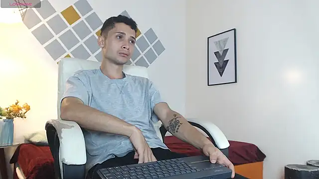 Snapshot of LucassSmith11 chatting on 14, 2, 2026 LucassSmith11 online show from 14, 2, 2026