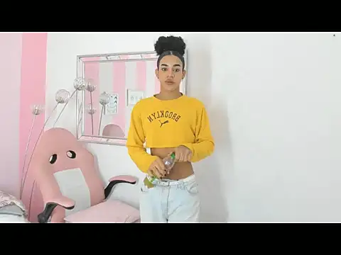 Amaia Monroe online show from 8, 1, 2026