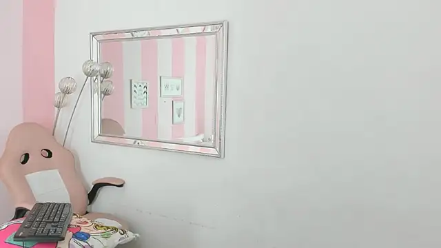 Amaia Monroe online show from 10, 2, 2026