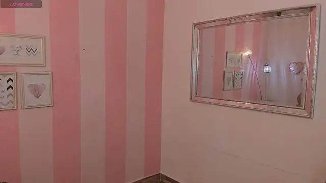 Snapshot of Amaia_Monroe chatting on 16, 4, 2026 Amaia Monroe online show from 16, 4, 2026