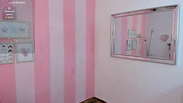Snapshot of Amaia_Monroe chatting on 5, 5, 2026 Amaia Monroe online show from 5, 5, 2026
