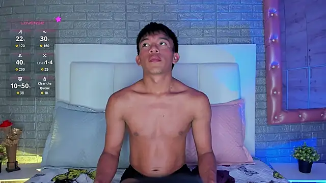 santinaughty online show from 11, 1, 2026