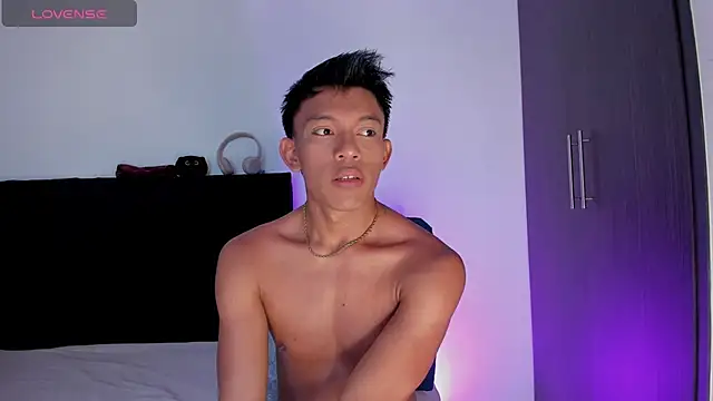 santinaughty online show from 14, 2, 2026