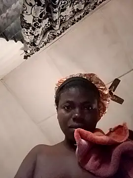 Snapshot of Ghlady1645 chatting on 16, 12, 2025 Ghlady1645 online show from 16, 12, 2025