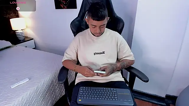 Snapshot of BASTIAN_NICOLAS_ chatting on 7, 1, 2026 BASTIAN NICOLAS online show from 7, 1, 2026