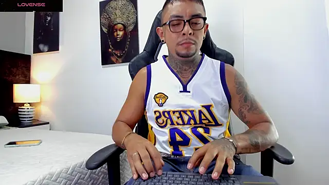 Snapshot of BASTIAN_NICOLAS_ chatting on 8, 1, 2026 BASTIAN NICOLAS online show from 8, 1, 2026