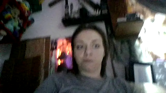 Snapshot of spunfoxxx chatting on 22, 12, 2025 spunfoxxx online show from 22, 12, 2025