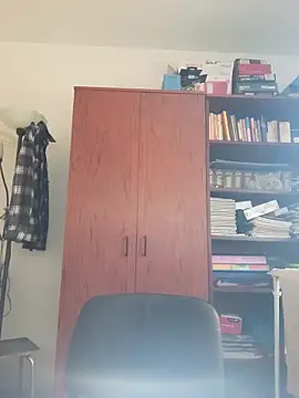 Sareyxon online show from 3, 12, 2025