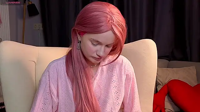 Kitty smalltits online show from 15, 1, 2026