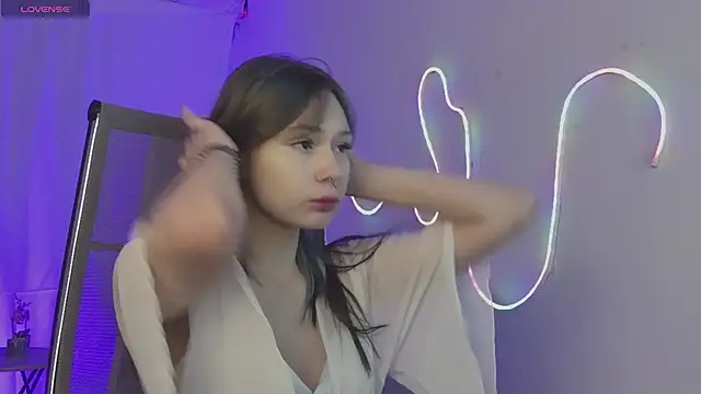 Snapshot of ReikoAckerman chatting on 19, 12, 2025 ReikoAckerman online show from 19, 12, 2025