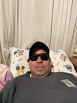Snapshot of CasadoSpbr chatting on 18, 6, 2026 CasadoSpbr online show from 18, 6, 2026