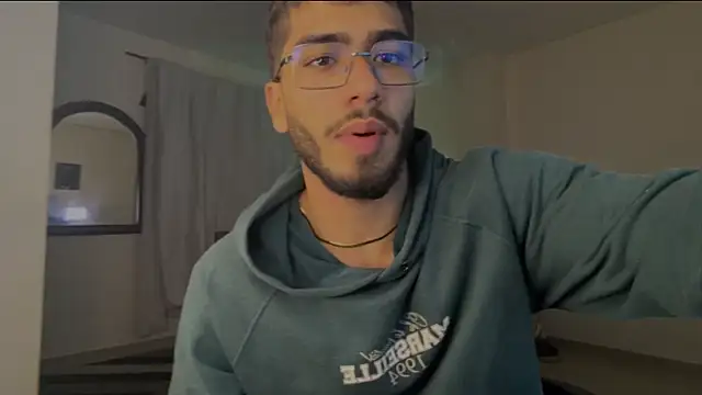 Snapshot of Franco_banderas chatting on 15, 4, 2026 Franco banderas online show from 15, 4, 2026