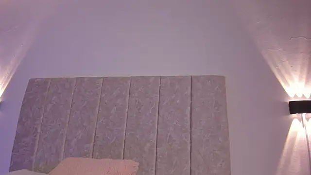 Snapshot of Scarlett_Lee1 chatting on 13, 4, 2026 Scarlett Lee1 online show from 13, 4, 2026