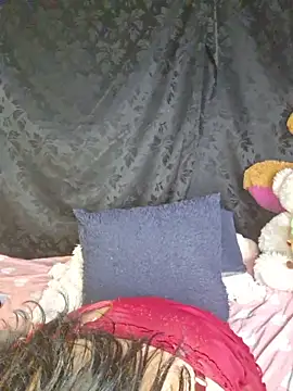 Snapshot of sol_liu chatting on 30, 11, 2025 sol liu online show from 30, 11, 2025