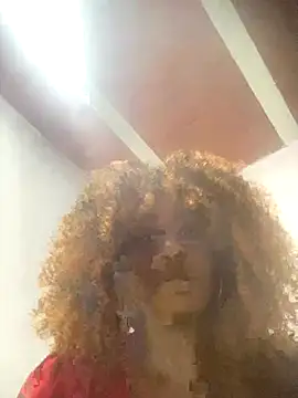 Snapshot of Arishadavis chatting on 2, 12, 2025 Arishadavis online show from 2, 12, 2025