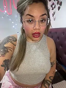 Snapshot of Lindalatina2001 chatting on 28, 5, 2026 Lindalatina2001 online show from 28, 5, 2026