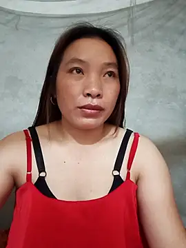 Snapshot of Evelyn-n chatting on 17, 4, 2026 Evelyn-n online show from 17, 4, 2026