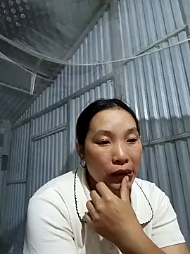 Snapshot of Evelyn-n chatting on 30, 4, 2026 Evelyn-n online show from 30, 4, 2026