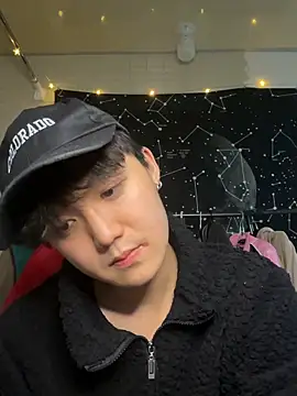 Snapshot of SuYu6688 chatting on 4, 12, 2025 SuYu6688 online show from 4, 12, 2025